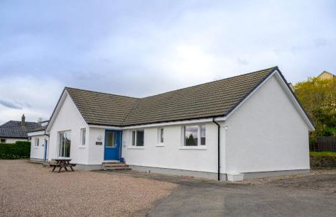 Heathercroft House-Modern 3 bedroom house with stunning views - Photo 25