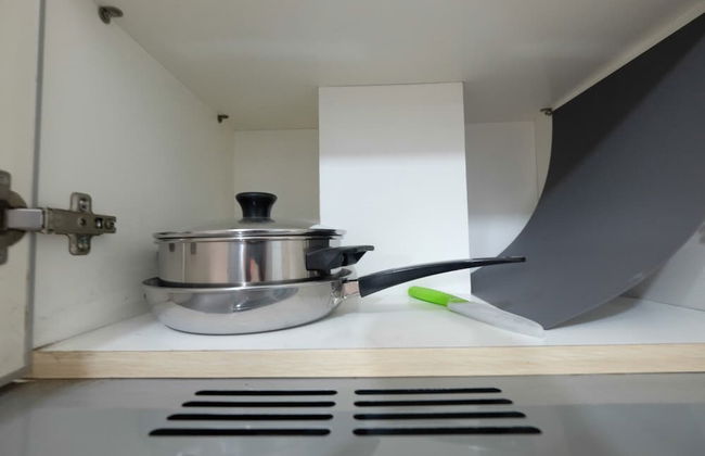 Cozy 2BR Apartment at Gading Nias Residences - Foto 9