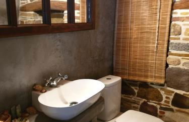 Chios Houses, beautiful restored traditional stone houses with an astonishing seaview - Foto 20