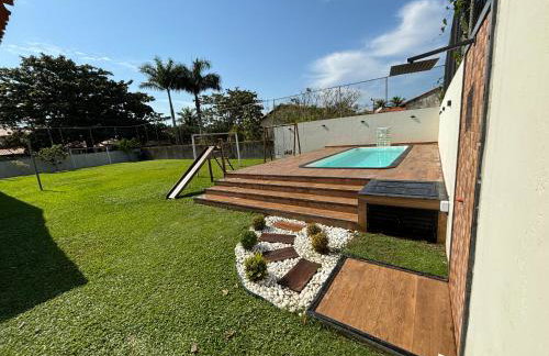 Casa com piscina, ar condicionado, campo de futebol e área gourmet a um quarteirão da lagoa de Praia Seca - Foto 15
