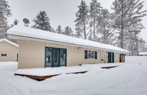 Minocqua Lakefront Cabin with Deck - Foto 24