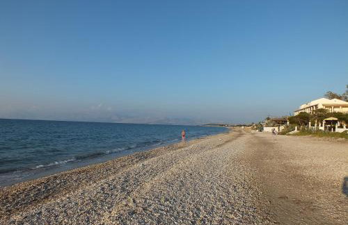 Frosos Beachfront Maisonette Acharavi - Foto 31