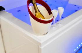 - LA SUITE DELOS - JACUZZI 2 PLACES - CENTRE VILLE A PIED - LIT QUEEN SIZE - PARKING PRIVÉE - WIFI - City Center within walking distance - - Foto 30