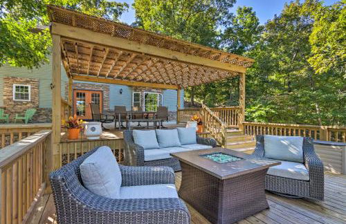 Dock and Jet Ski Slip Lakeside Sunrise Beach Home! - Foto 1