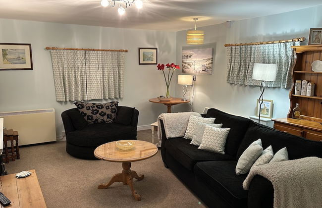 Welcoming 2 Bed Charming Self Catering Cottage - Foto 18