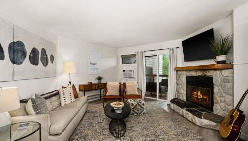 Fully updated condo ski in ski out hot tub pool - Foto 3