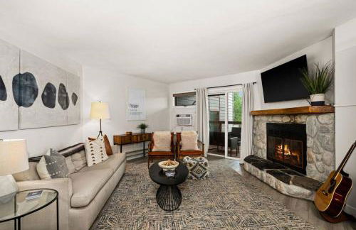 Fully updated condo ski in ski out hot tub pool - Foto 3