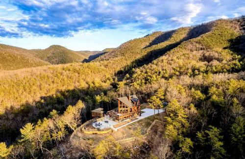 Luxurious A-Frame Mountain Retreat with Hot Tubs & Game Room Near Seneca Rocks, Milam, WV - Foto 70