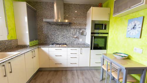 Catalunya Casas Cozy beach town villa for 8 - no car necessary! - Photo 4