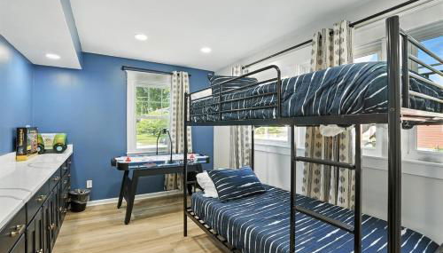 Campus To Dunes Escape - 2 King Beds - Game Area - Foto 4