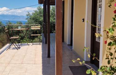 Efi Loutses - Foto 24