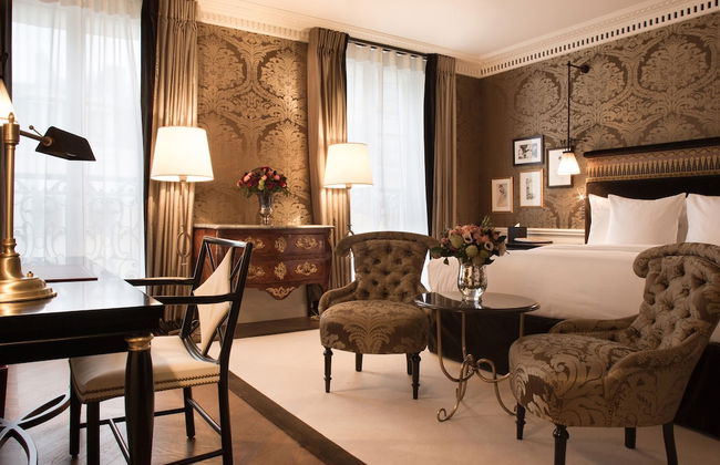 La Reserve Paris Hotel and Spa - Photo 13