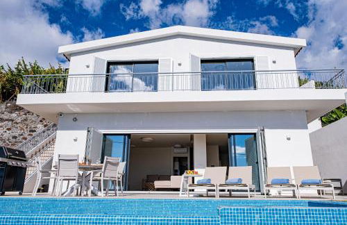 Villa Infinityviews Madeira - Photo 2