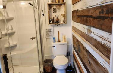 Red Roof Lodge• hot tub• 18 beds• venue• treehouse - Foto 21