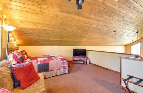 Mtn-View Hilltop Hideaway with Deck in Show Low - Foto 17