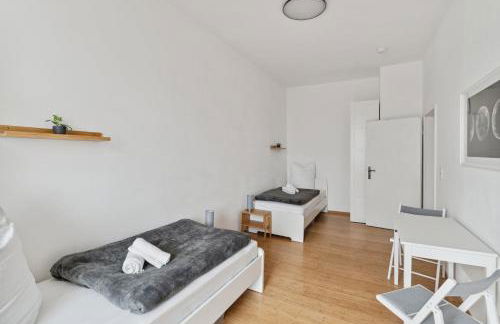 Apartment für 13 Gäste, 5 Schlafzimmer, 2 Bäder, 2 Loggia's, Leipzig Zentrum Ost - Foto 16