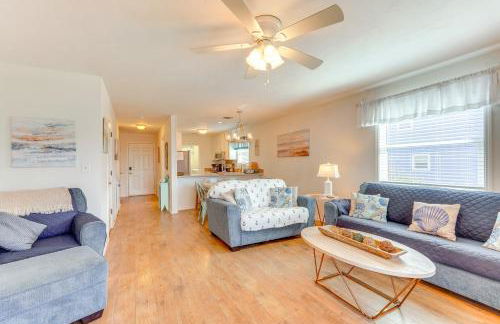 Ocean Views and Deck Family Home, Steps From Beach - Foto 3