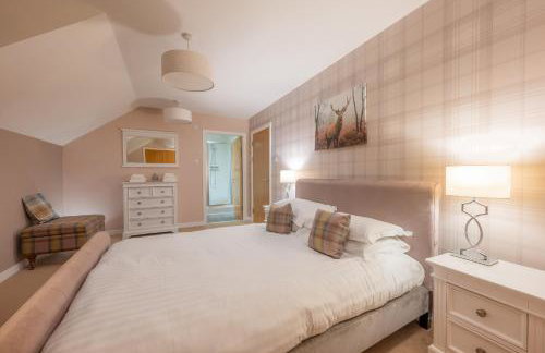 Abbey Holidays Loch Ness Luxury Self Catering 2 Bedroom Cottages - Foto 16