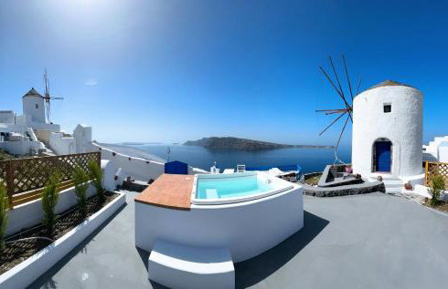 Lioyerma Windmill Villa With Outdoor Hot Tub - Photo 2