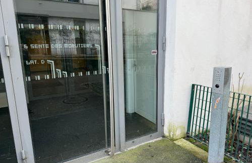 Cité du Vin 2 bedroom apartment - parking space - Foto 2