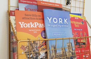 The New Yorker Mini Studio Parking Available - Foto 15