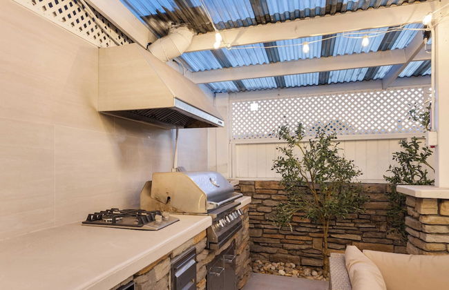 Steps to the Beach, Firepit & Patio Long-term Newport Beach Stay Coastal Cove - Foto 19