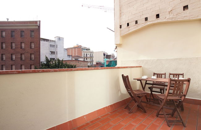 AB Montjuic - Photo 61