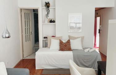 Typical Lisbon Apartment Príncipe Real - Photo 10