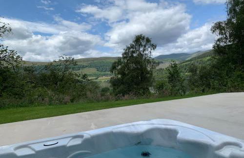 The Tractor Shed- Elevated Hot Tub with Loch Views - Foto 8
