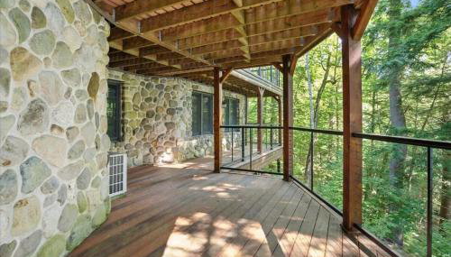 Lakefront Log Home on Huge Lake in Private Cove - Foto 3