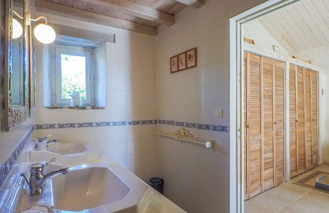 Holiday Home in Saint-laurent-de-la-salle With Pool - Foto 76