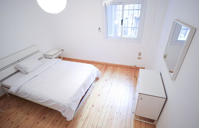 Ivory Petal Bliss 2BR Apt - Foto 19