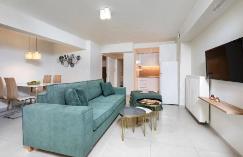 Mystique One Bedroom Apartment by BluPine - Photo 2