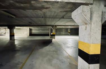 Apt 504 Luxury Design with Parking - Near Arena Airport - Foto 26