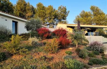 VillaCadière Vue Mer et Vignes Piscine à débordement - Foto 43