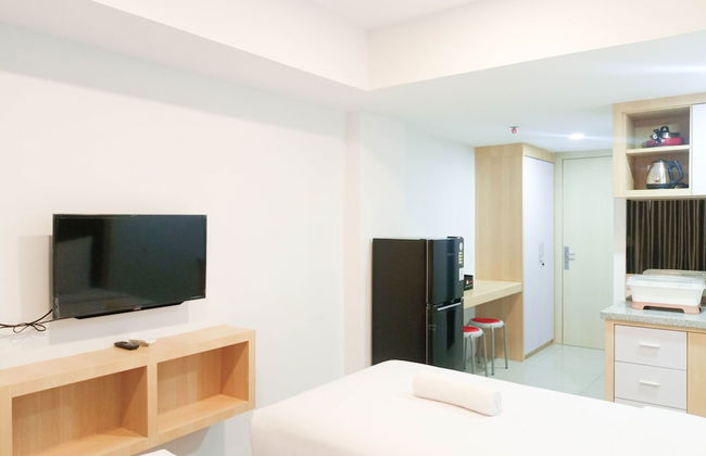 Comfy And Nice Studio At 27Th Floor De Prima Apartment - Photo 4