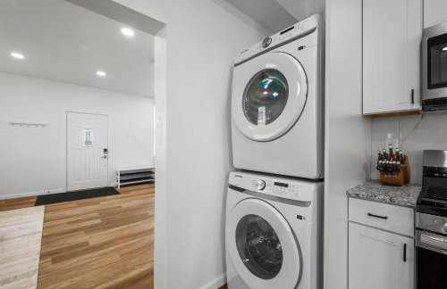 Pittsburgh Spacious and Modern Three Bedroom Apartment with Free Parking - Foto 27