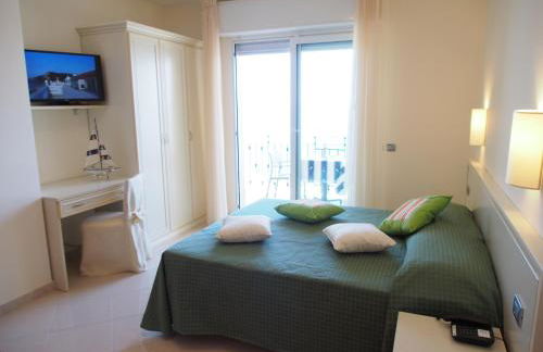 Lido Resort - Photo 10