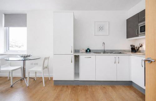 Roomspace Serviced Apartments - Swan House - Photo 30