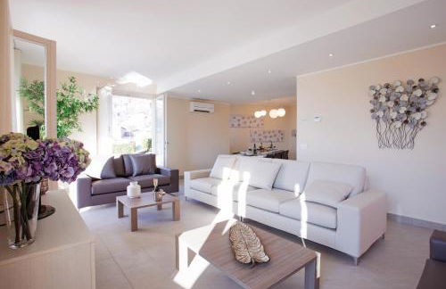 Ossuccio Grande C home with pool sleeps 12 by Italian Apartments - Foto 13