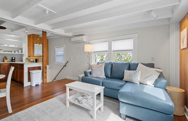 The Old Apartment - Photo 9