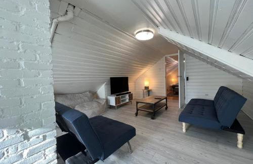 The B&W Haven 5BR Home with yard theater - Foto 53