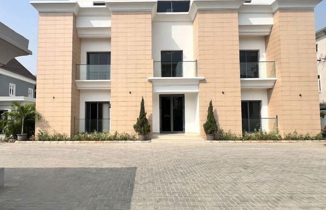 Bluerock Residences - Foto 1