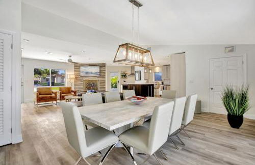 Lakefront Family Fun Home with Private Dock 3BR 2B - Foto 36