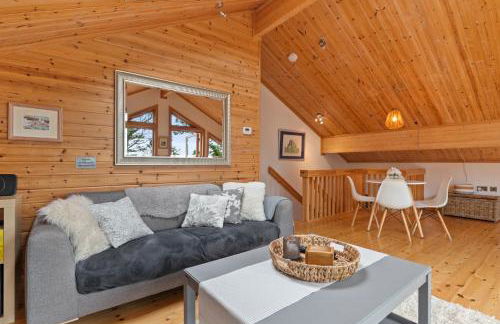 Lodge 5 Longbury - Luxury Lodge, Golf Course Views, Restaurant and Spa Facilites - Photo 6