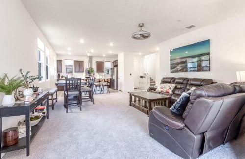 Spacious 4BR-3BA Cozy and Modern in Elk Grove - Foto 9