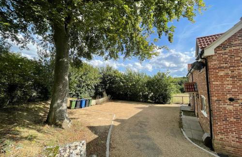 Iris Cottage 4BR Coastal Retreat - Foto 29