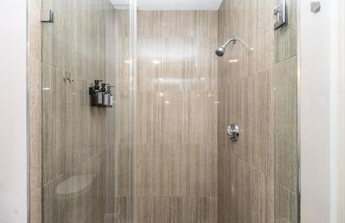 NEW -Entire Place-Laundry In Unit -Family Friendly - Foto 17