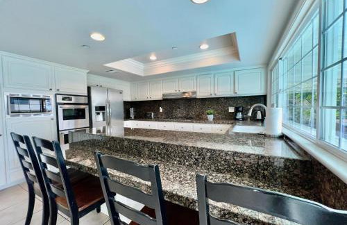 Large Family Pool Home 2.5 Miles To Disney w/3 King Beds!!! - Foto 8