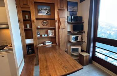 Studio cosy 4 pers, à APOLLO - Pied des pistes - SkiOpied, Casier à skis - Parking Gratuit - Domaine des Sybelles - Foto 1